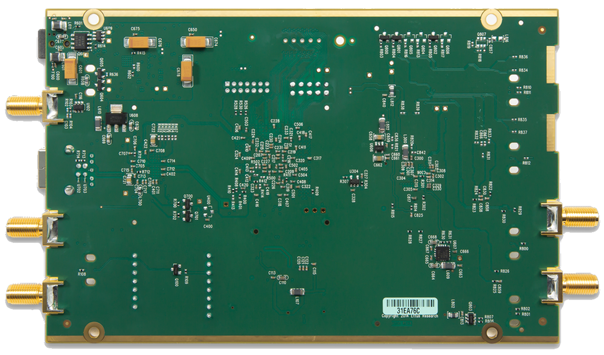 Digilent B200 Ettus USRP SDR/Cognitive Radio